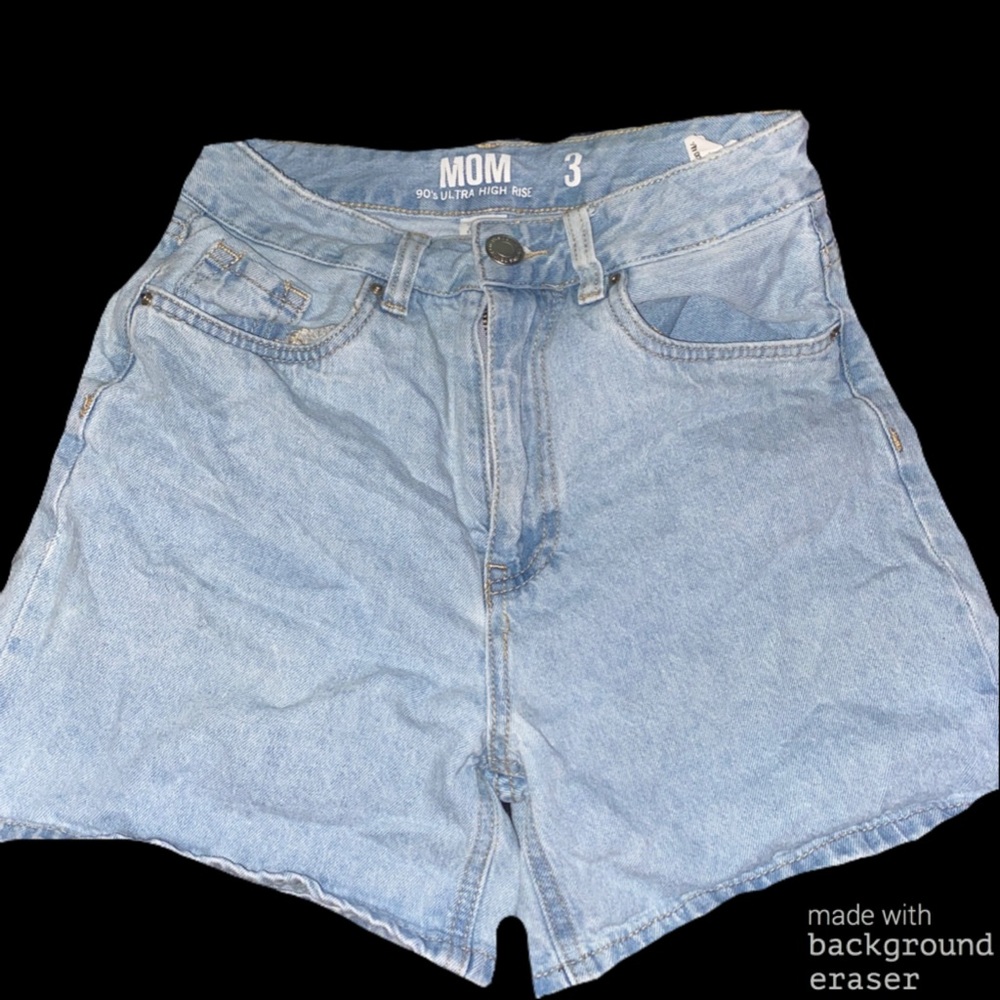 Light wash urban planet mom jeans women’s size 3